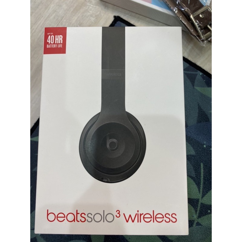 （二手近全新）’’霧黑‘‘beats solo3 wireless藍芽無線耳罩式耳機