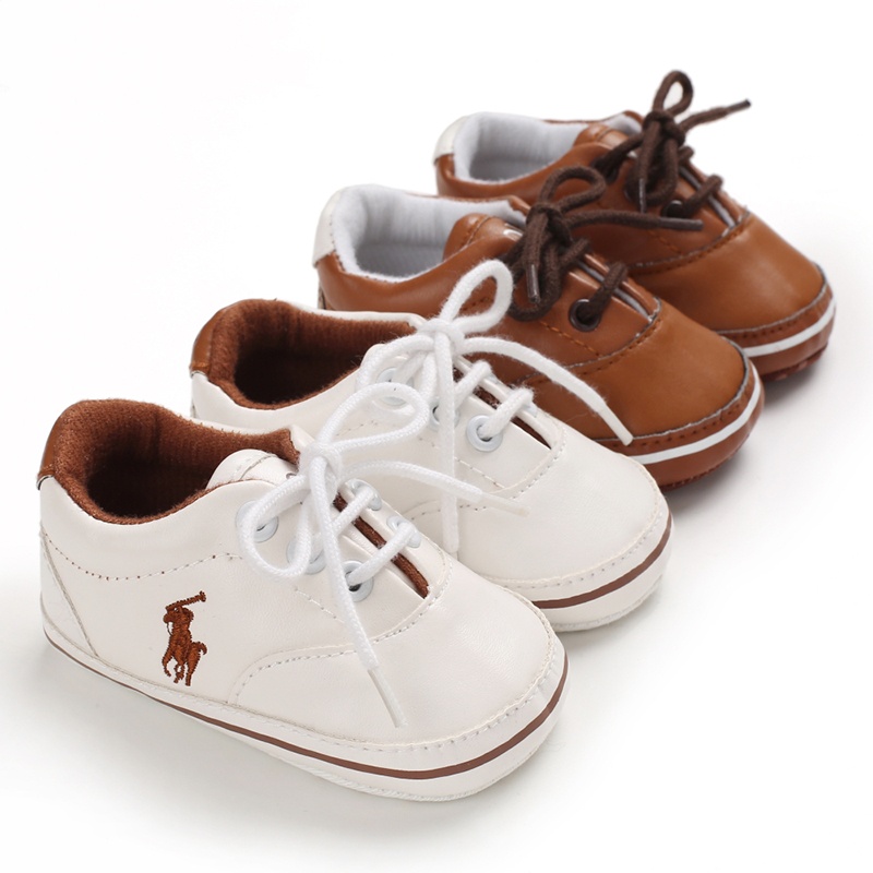 嬰兒鞋男女童 Polo 休閒運動鞋嬰兒床鞋男女童步行鞋新生兒洗禮鞋軟底 PU 運動鞋 0-18 個月