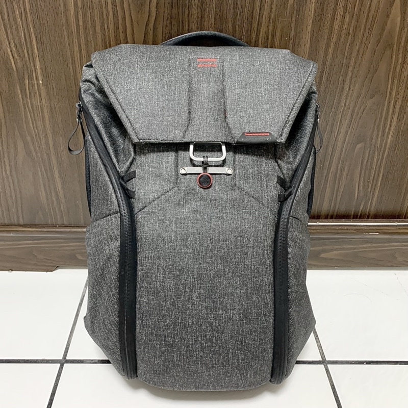 【二手】Peak Design Everyday Backpack 20L V1 “第一代” 魔術使者後背包-炭燒灰