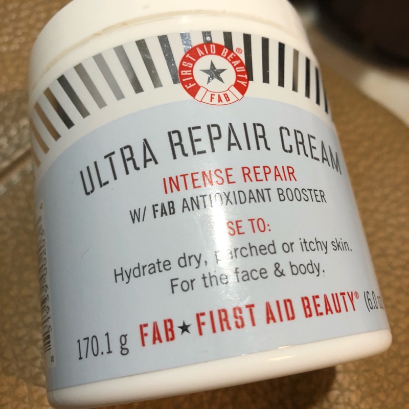 First aid beauty ultra repair cream 超驚人修復全能慕斯