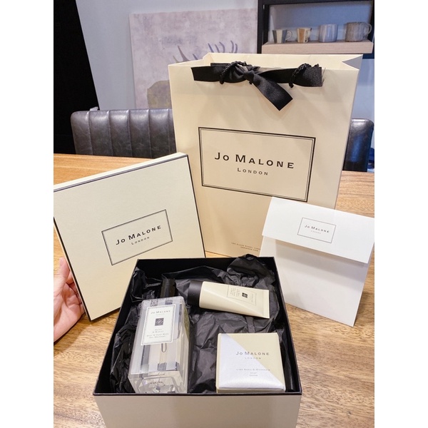 Jo Malone 全新禮盒，台灣專櫃正貨，青檸羅勒與柑橘香皂、潔膚露、護手霜