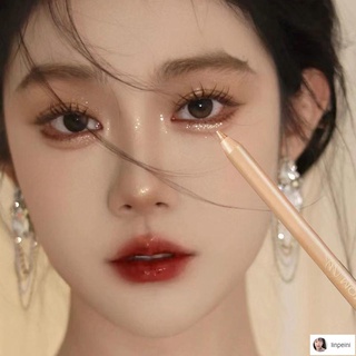 一杯冰美妮🧸【爆款】新款高光臥蠶筆提亮二合一勾勒大眼珠光超閃眼影棒不暈染防汗學生