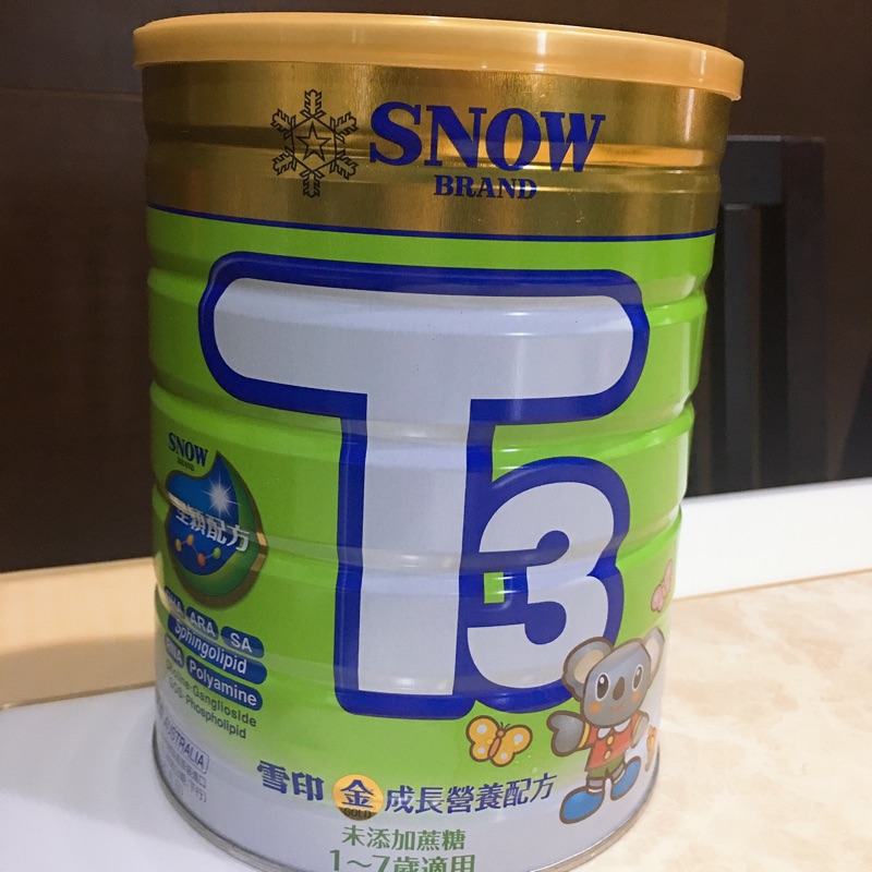 SNOW雪印 金T3 奶粉