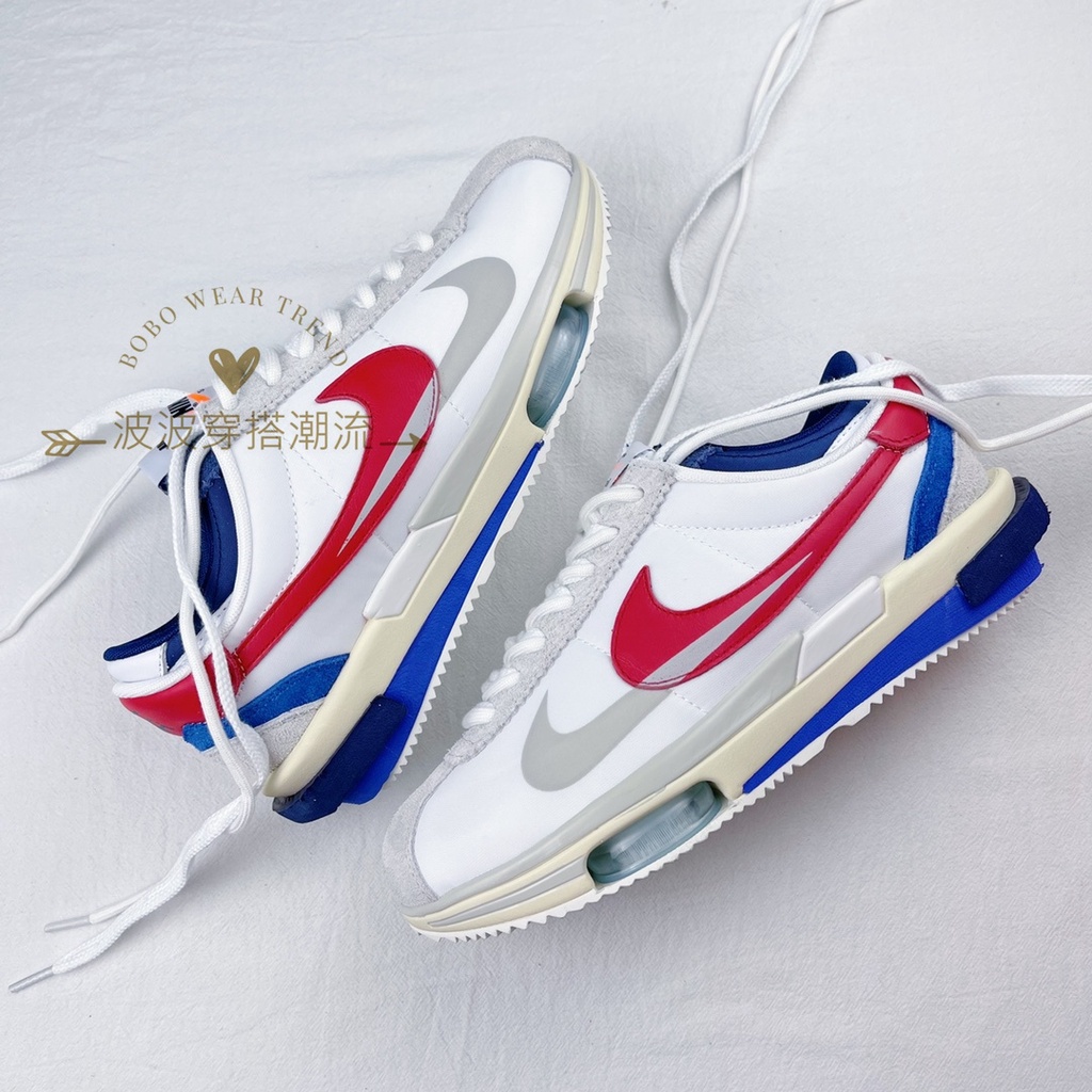 HELLO sacai 限定商品 NIKE フーディー パーカー ナイキサカイ