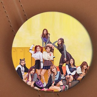 TWICE coaster LANE 2 子瑜 Mina 俞定延 Momo 圓徽章 胸章 別針 偶像周邊