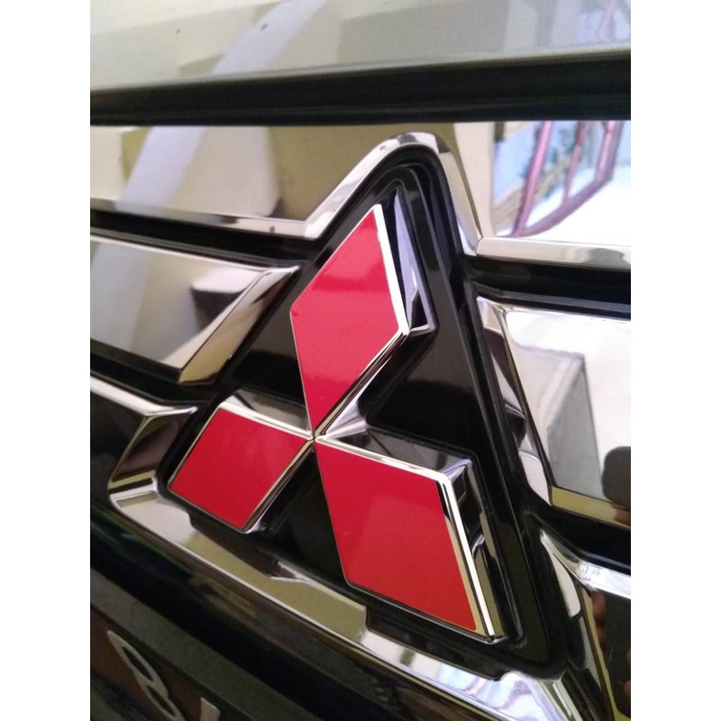 MITSUBISHI Merah 三菱 Xpander 標誌貼紙紅色前後車攪拌
