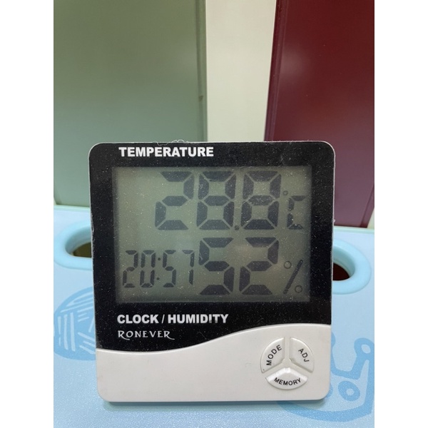 多功能時鐘 LCD溼度顯示器 溫度顯示 超大液晶顯示 濕度計 時鐘 可掛可立時鐘 掛鐘 大字幕時鐘 電子式時鐘 數字時鐘