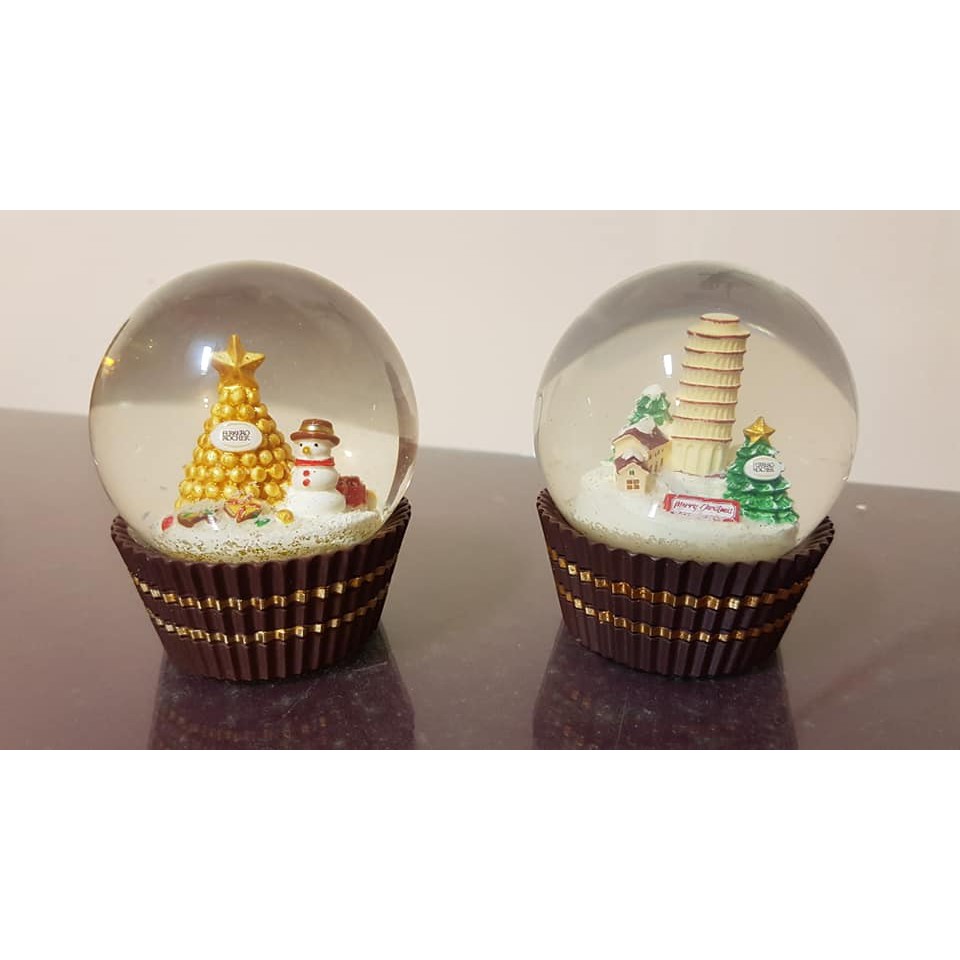 2018年款金莎水晶球 兩款一組 浪漫雪人金莎塔+年度城市款：歐洲小鎮比薩斜塔 生日禮物 聖誕禮物 尾牙抽獎 女友最愛