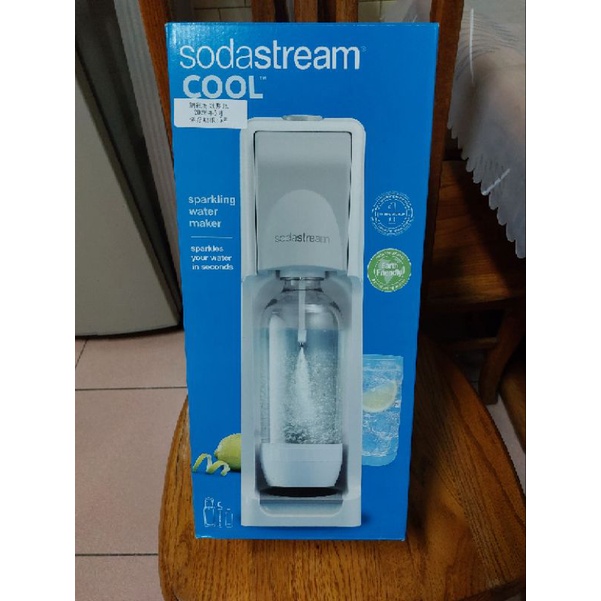 氣泡水機 sodastream cool 氣泡機 免插電 附鋼瓶*1 水瓶*1 白色