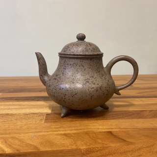 ［Chengyuan***] 早期鶯歌製♦️青灰泥 噴點三足傳爐壺