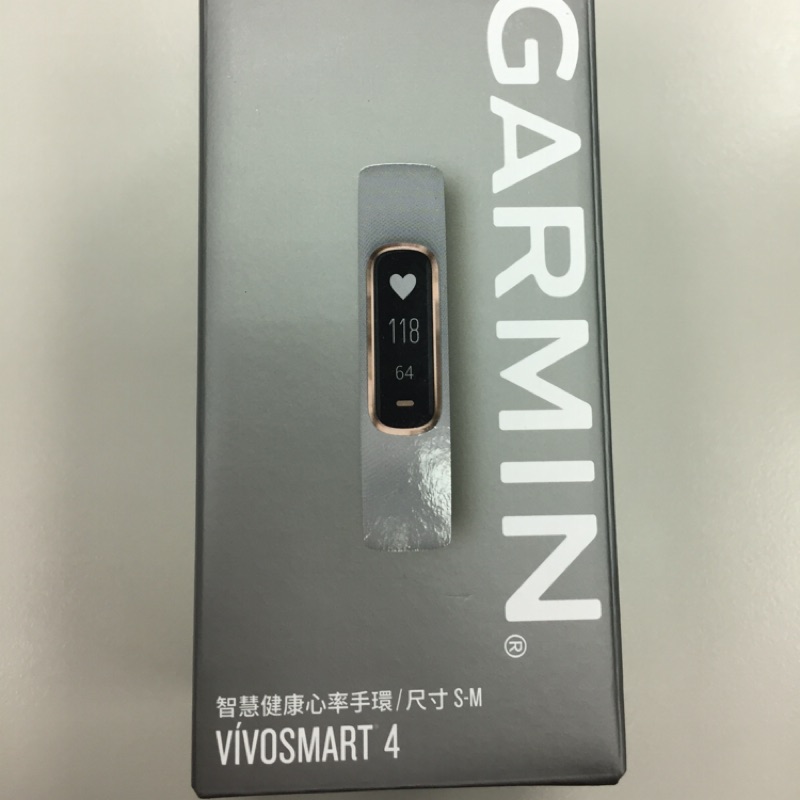 Garmin vivosmart 4 智慧健康心率手環