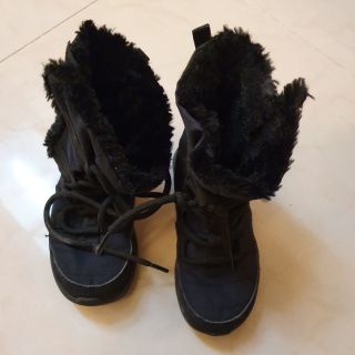 hush puppies wallabees