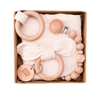 [有貨] 3 件全棉圍兜&奶嘴項鍊&磨牙玩具無毒安全禮盒