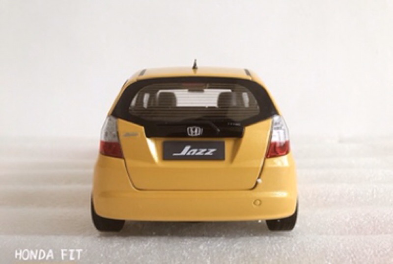 Buycar模型車庫1 18 Honda Fit 2代模型車 蝦皮購物