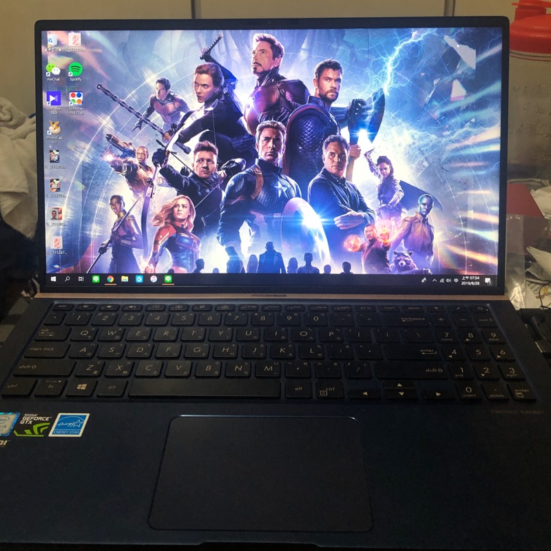 ASUS Zenbook UX533 窄邊框筆電 UX533FD