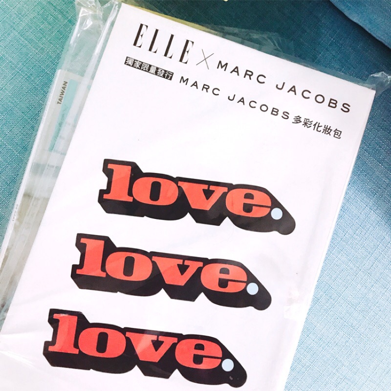 現貨🎈MARC JACOBS X ELLE 相機包化妝包 雜誌