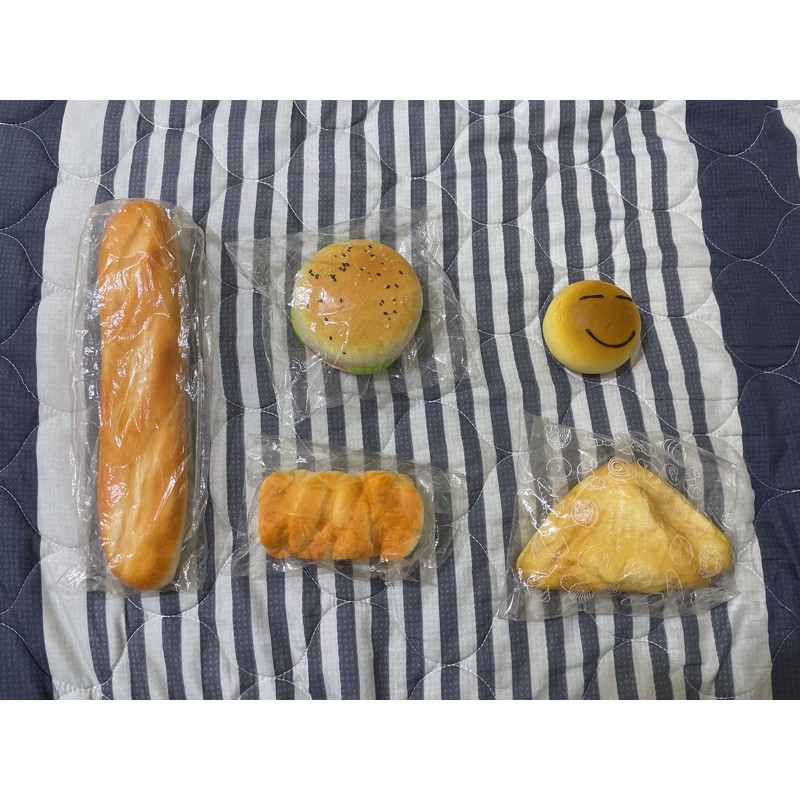 平價軟軟squishy🔥法國麵包 漢堡 顏文字饅頭 丹麥麵包 捏捏 紓壓 慢回彈 烤色 舒壓 減壓 玩具 仿真食物