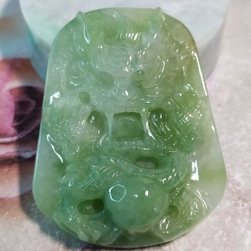 🐲五爪神龍🐲天然緬甸玉A貨翡翠-帶底色飄花 精雕 龍行天下 五爪龍 玉牌玉墬掛件吊墬 現貨實拍限量優惠