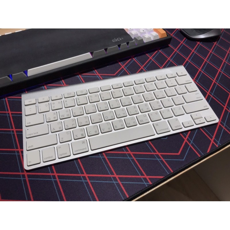 Apple Magic Keyboard 蘋果藍芽無線鍵盤 (二手)