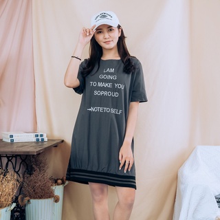 Dolly多莉大碼專賣 臺灣現貨 大尺碼下擺羅紋繡英文字休閒麻紗洋裝(灰)902