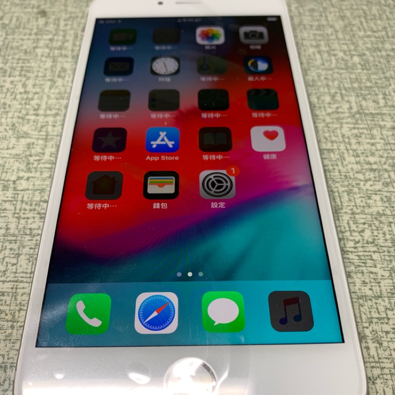 iPhone 6 Plus 64g 銀色 蘋果 Apple  iOS