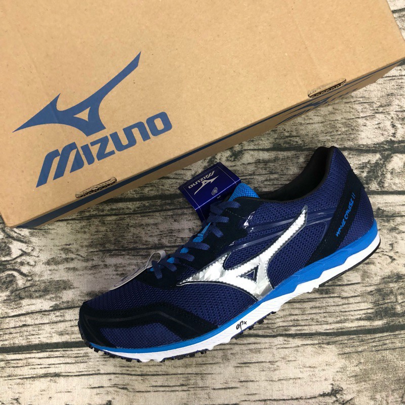 mizuno wave cruise