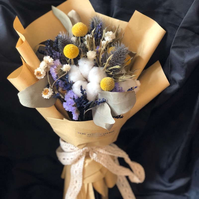 Yuyu Flower 個性文青乾燥永生花束 畢業花束 萬用花束 蝦皮購物