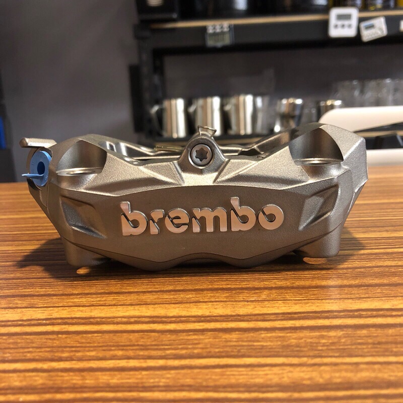 《現貨24小時出貨》 Brembo AK550 輻射卡鉗 100mm