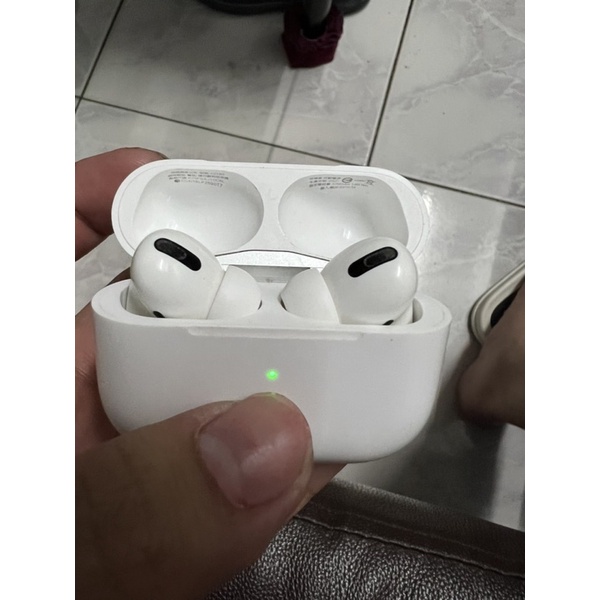 二手 AirPods Pro 保固到今年8月6號