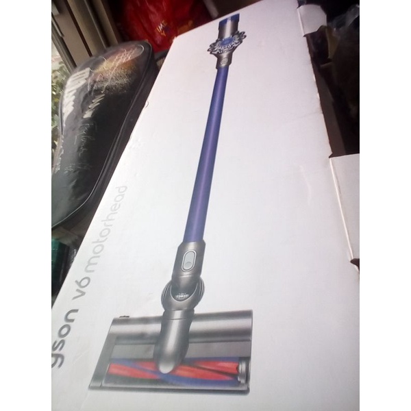 dyson V6 吸塵器 原廠電池兩個閃紅燈故障 其他主機零配件都正常 原廠盒裝
