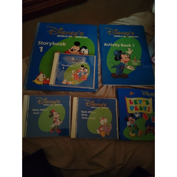 寰宇迪士尼 書跟CD跟DVD
