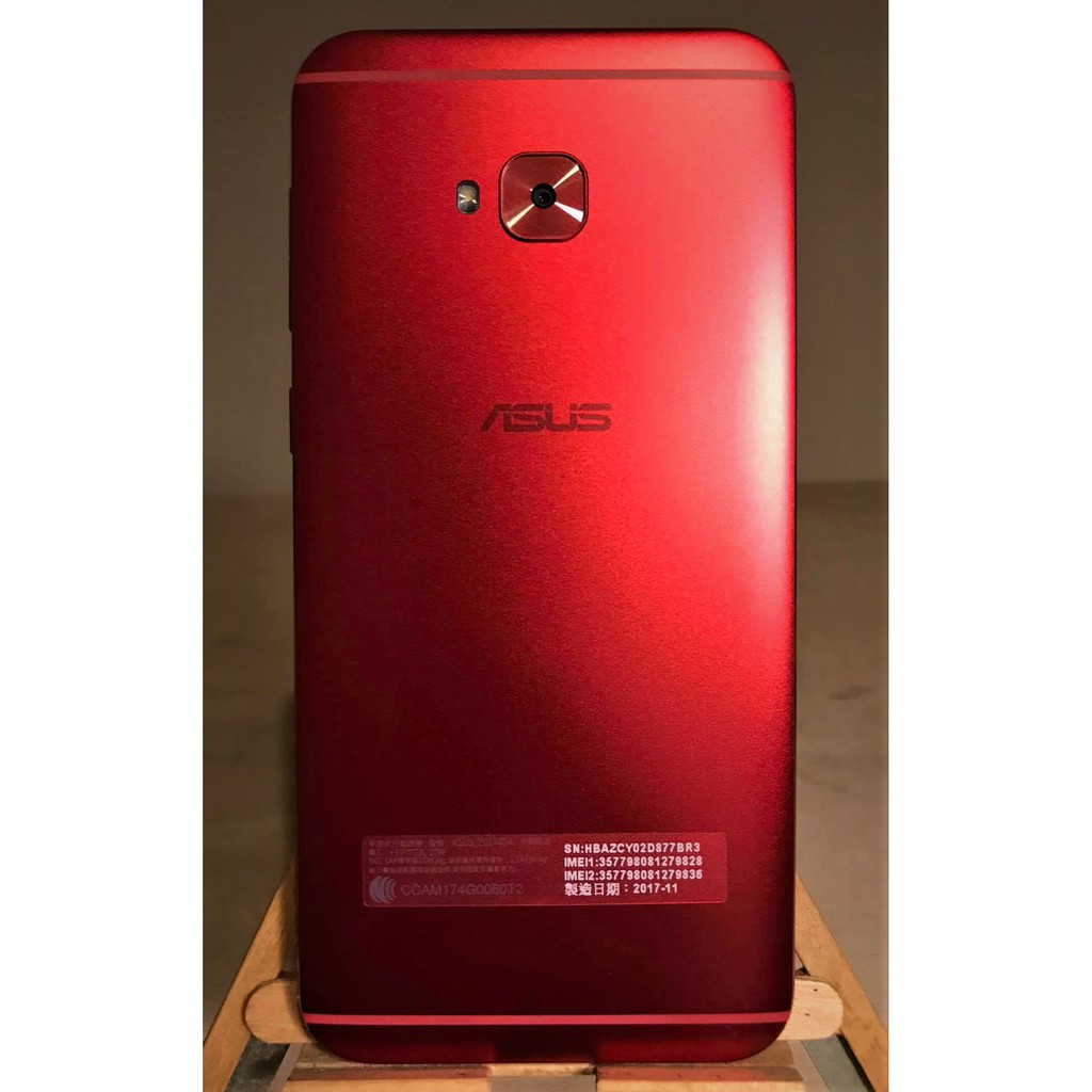 狀況超優二手 ASUS ZenFone 4 Selfie Pro ZD552KL 64G (有刷機不影響使用)