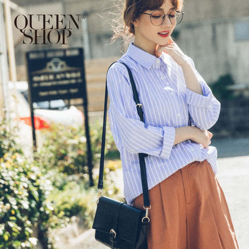 QUEENSHOP【01022925】雙色直條紋長版襯衫 兩色售＊預購＊