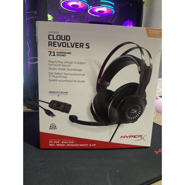 Hyperx cloud revolver s 9成新