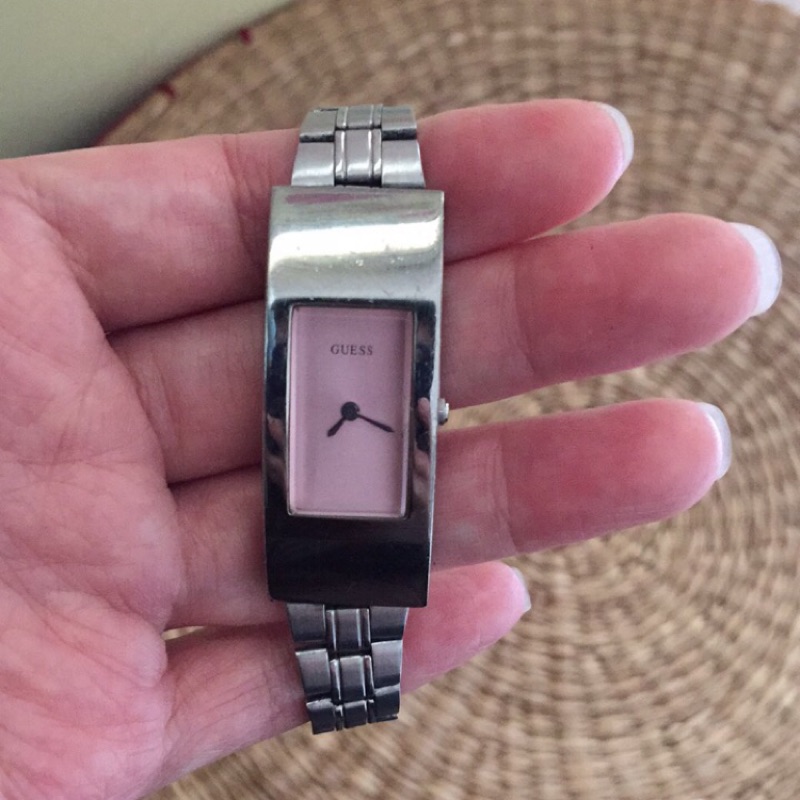 二手guess保存良好的不鏽鋼手錶
