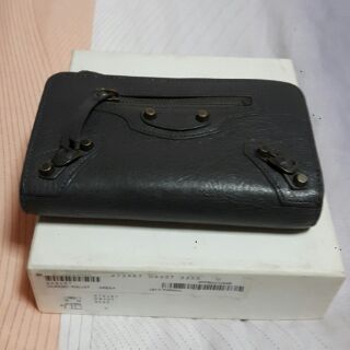BALENCIAGA中夾