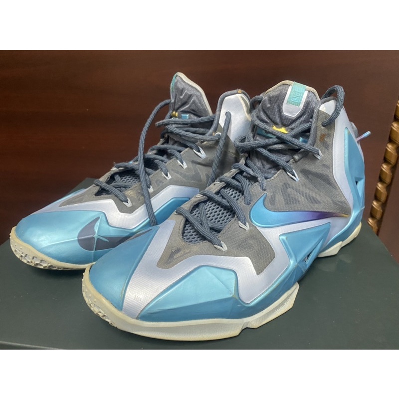 nike lebron 11 和 lebron 12 兩雙一起賣