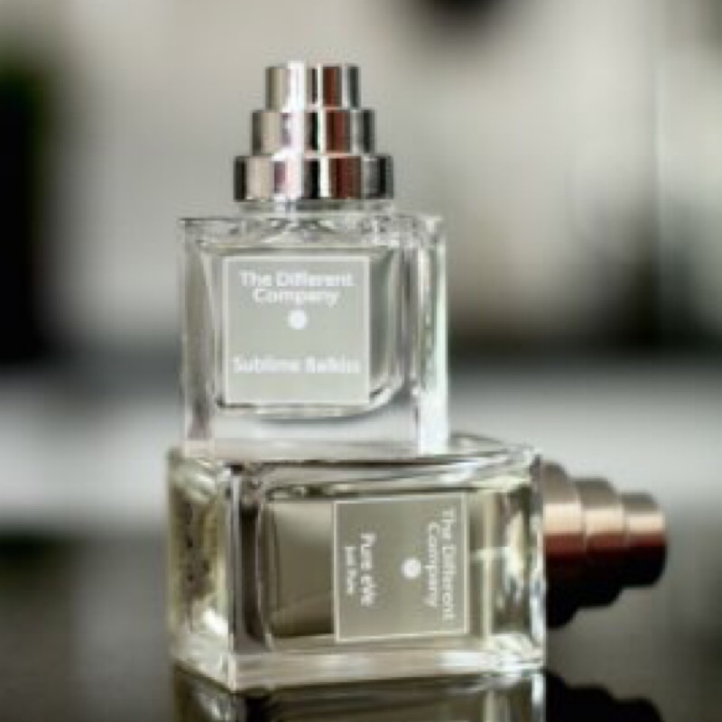 Aurore nomade the different company. Sublime balkiss the different company.