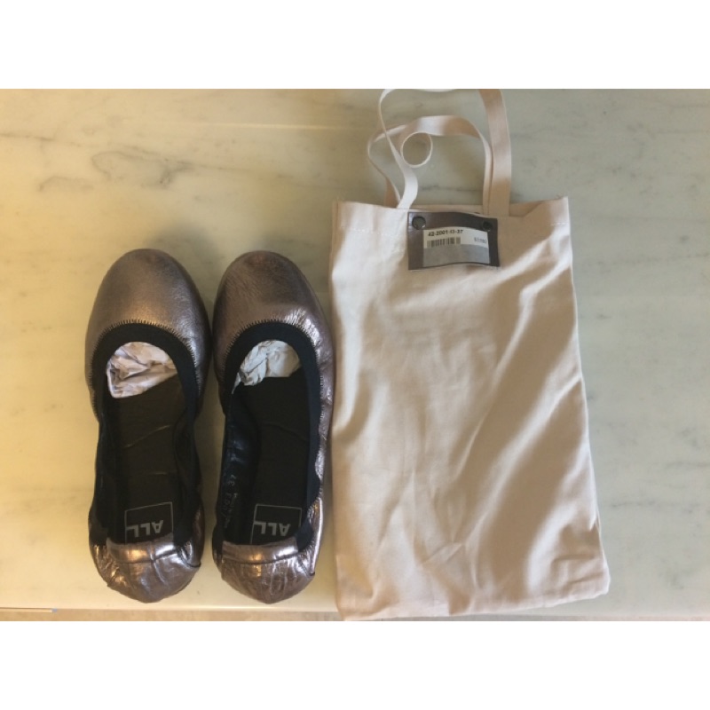 All Black 可折式娃娃鞋平底鞋 蝦皮購物