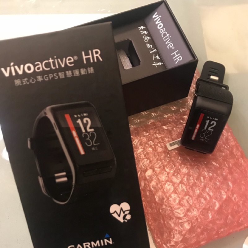 Garmin Vivoactive HR  全新錶 配件舊的 外加gear fit2pro 二手 錶面無傷 功能正常