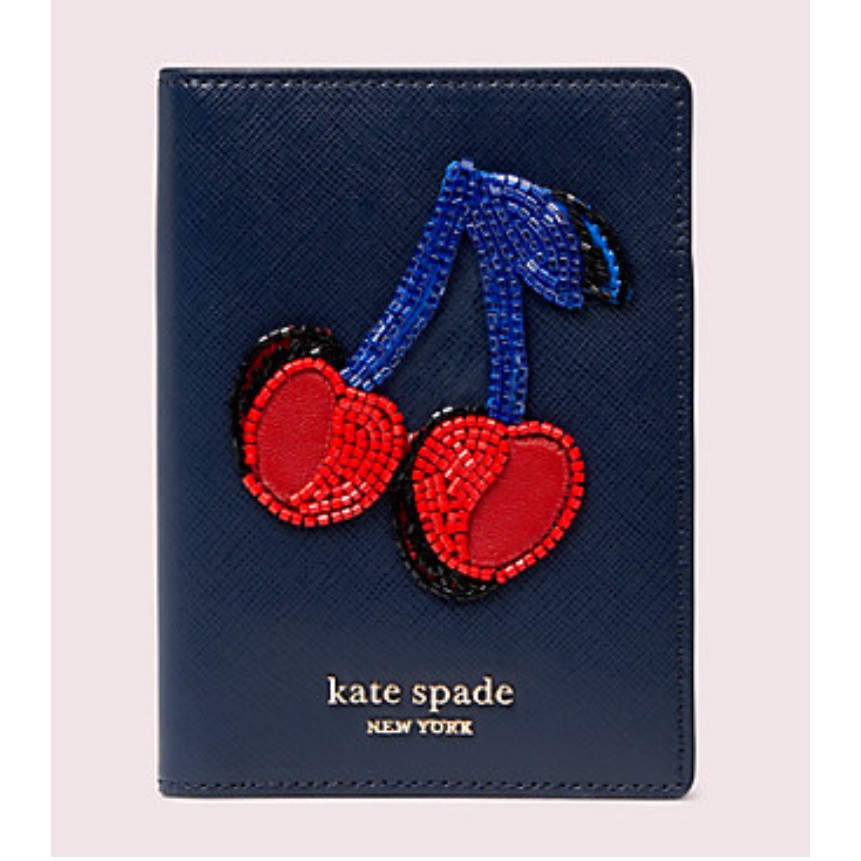 【現貨】Kate Spade 專櫃款 防刮牛皮 櫻桃 護照夾 深藍（購於KS官網）