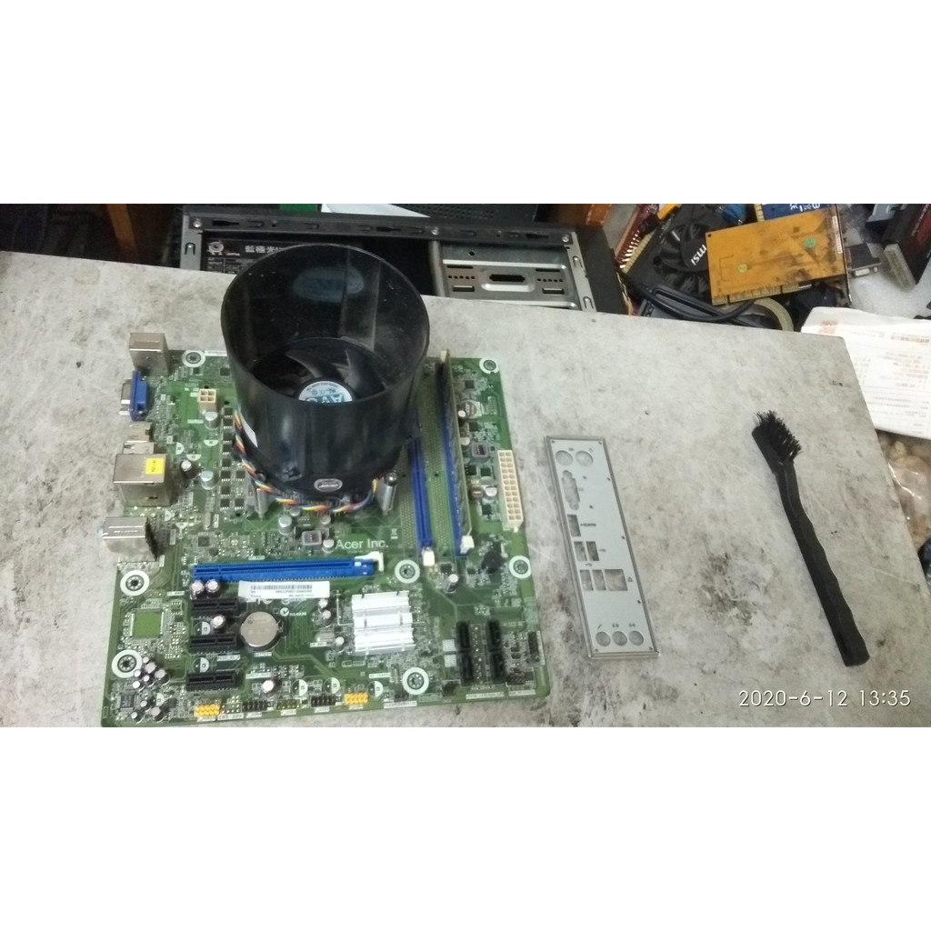 賣2手拆機Intel® Core™ i3-2100+Acer宏碁IPISB-VR主機板附擋板+威剛4G記憶體
