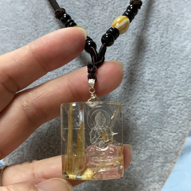 蕓樺水晶 超清透 燕尾鈦觀音墜子 雕工細緻 高35寬28長5mm 黃水晶 母礦鈦金 墜子 項鍊 避邪 招財 招貴人 蝦皮購物