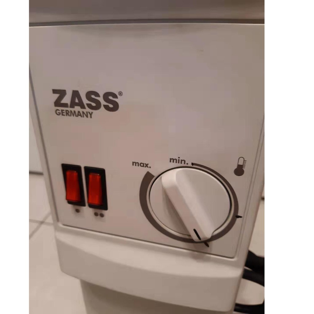 電暖器ZASS  7葉片式電暖器  功能正常 ( 二手)