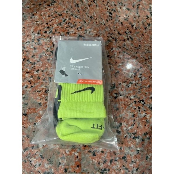 Nike襪 / 【Nike中筒菁英籃球毛巾襪】【螢光黃底黑標】【現貨】