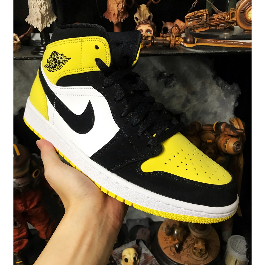 air jordan mid 1 black and yellow