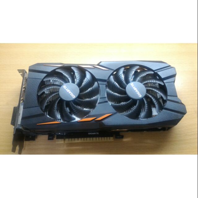 技嘉 GTX 1050 Ti OC 4G  二手 附發票 盒裝完整