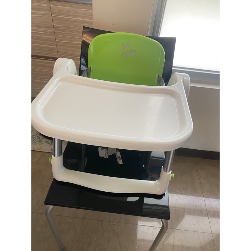 二手-正版QTI嬰幼兒便攜式折疊餐桌椅