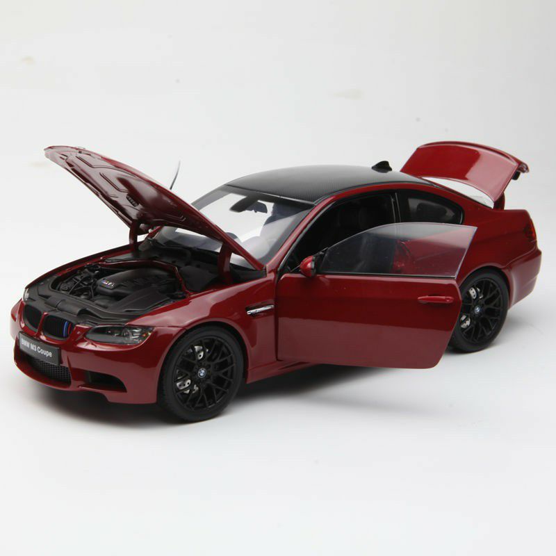 1:18 Kyosho 1/18 BMW  E92 M3  - BMW 