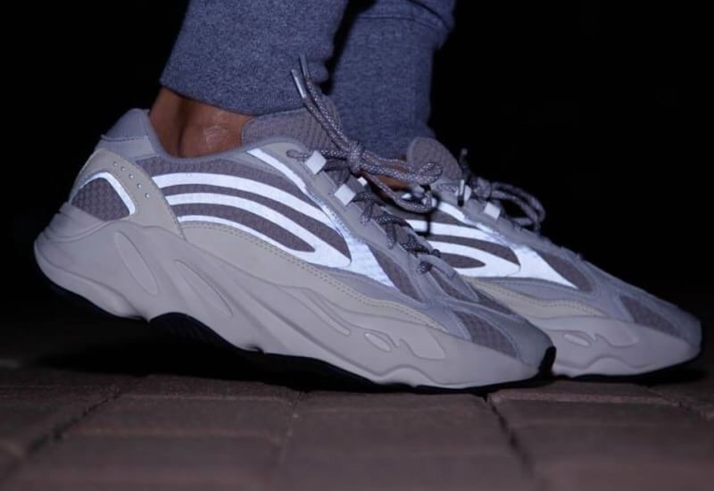 yeezy 700 static authentic